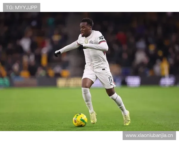 英超拉维亚 英超拉维亚