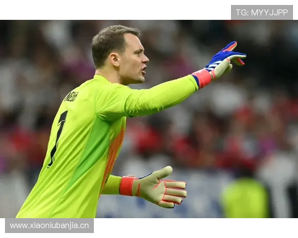 诺伊尔 vs 布冯:巅峰期表现与门将角色演变分析 诺伊尔 vs 布冯:巅峰期表现与门将角色演变分析