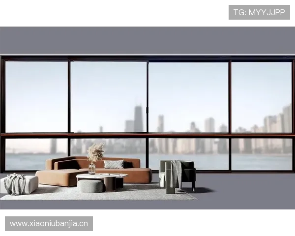 蔡赟退役后住的别墅，羽毛球拍当晾衣架用